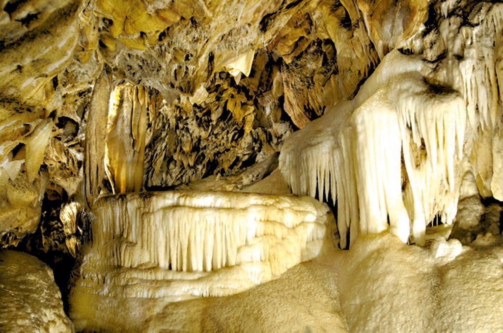 Table, Grotte des Canalettes