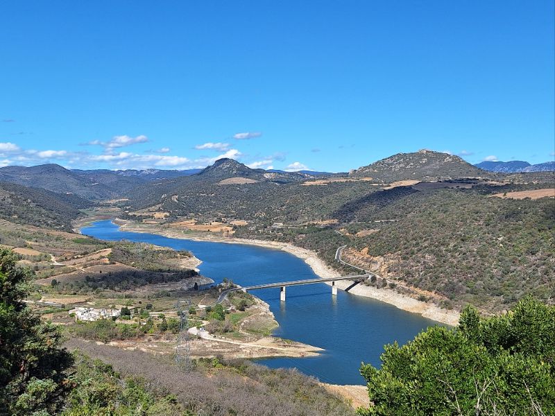 motorbiking barrage reservoir