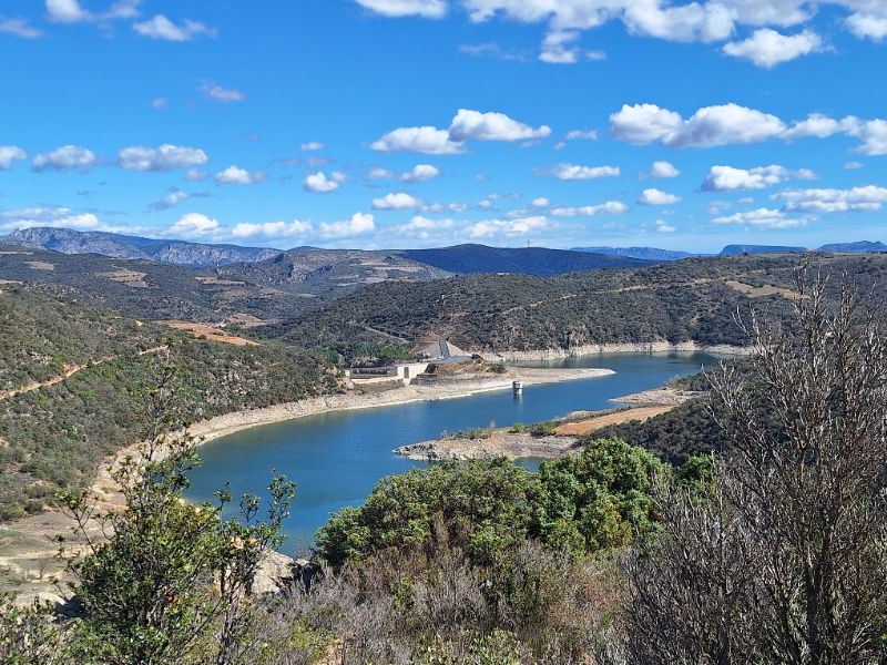 motorbiking barrage reservoir