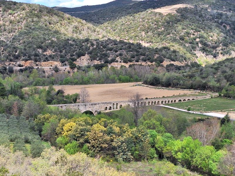 motorbiking aquaduct