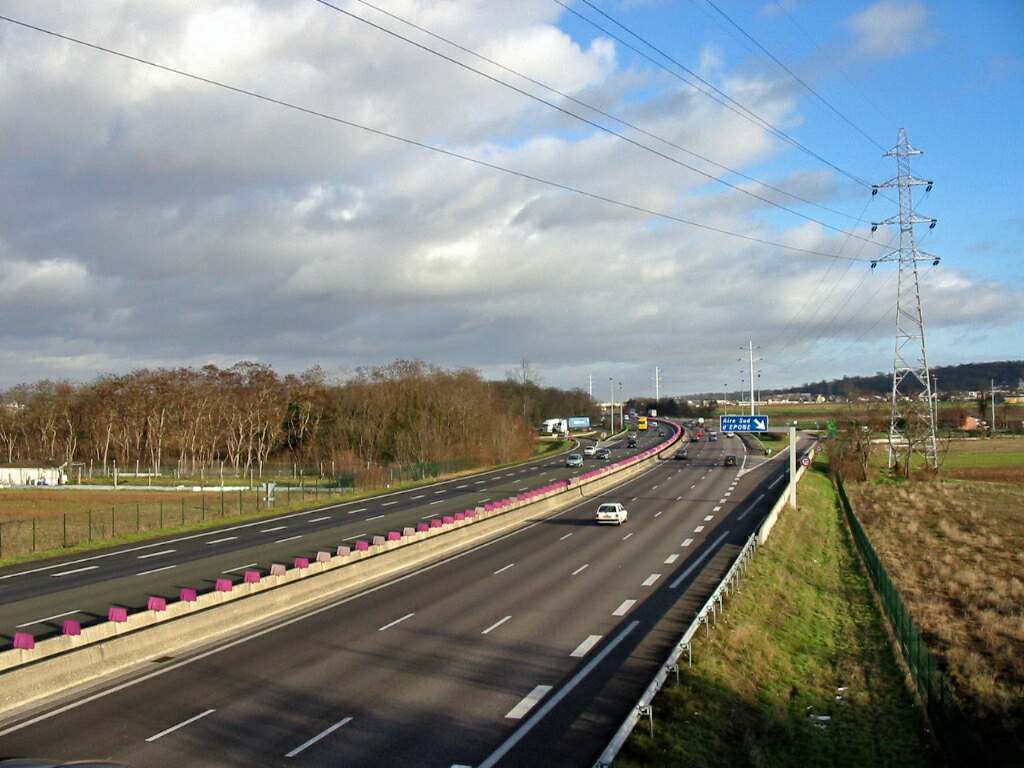 The Normandy to Épône motorway (PHOTO: WIKIPEDIA)