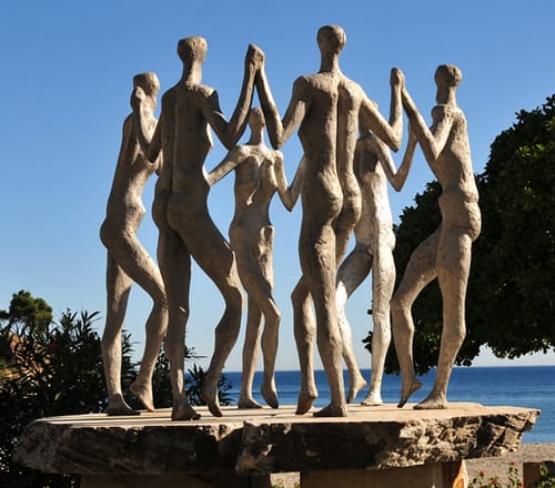 Banyuls Pat Rowland, sculptor, Oms