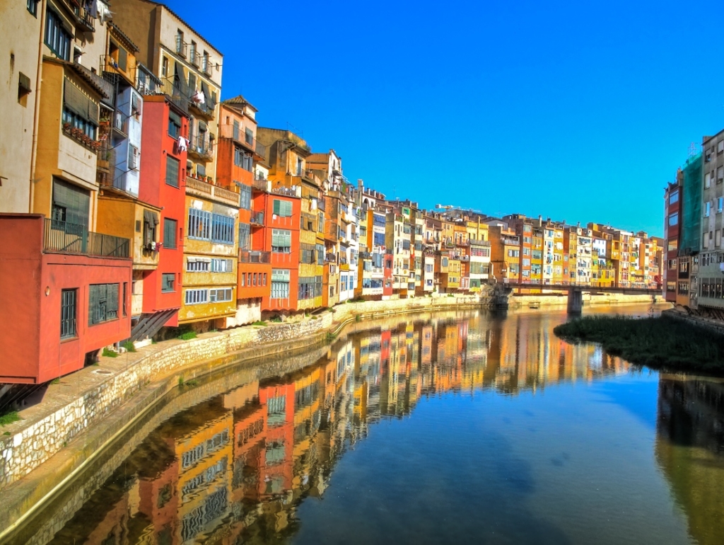 Girona_riverside_HDR