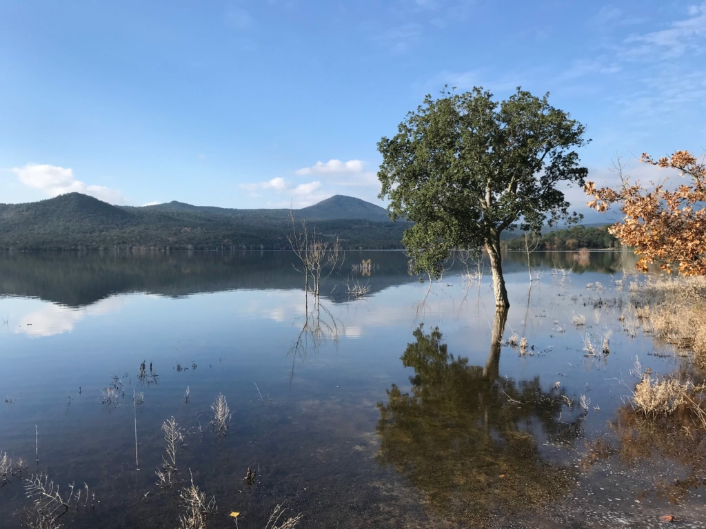 Darnius, Spain lake