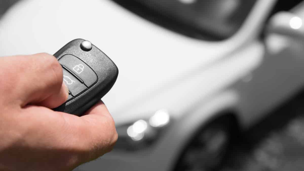 Keyless Car theft in France