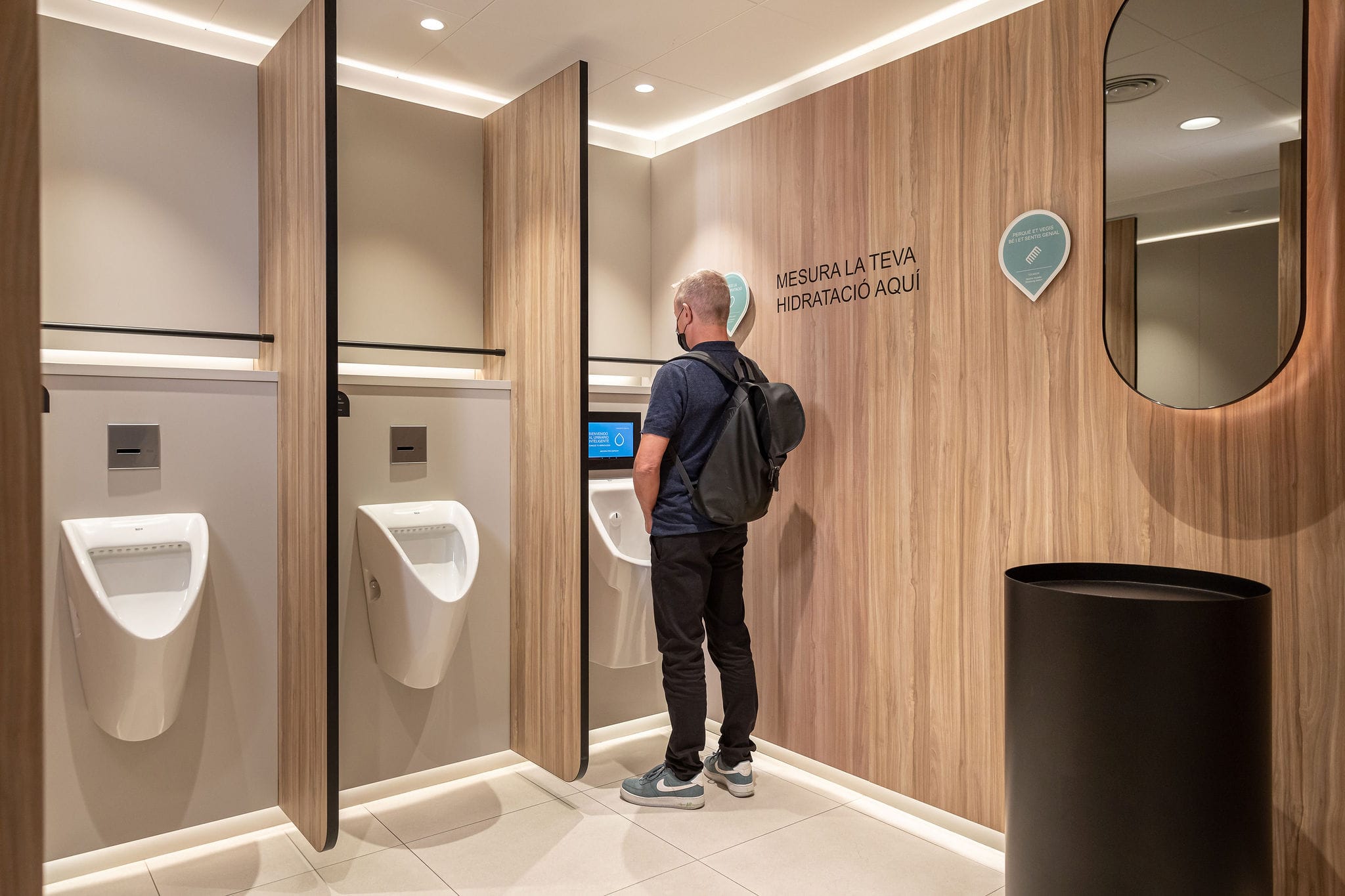 When Urine Barcelona....Sants Train Station PO Life