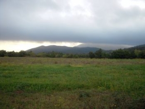 cloudy mountains